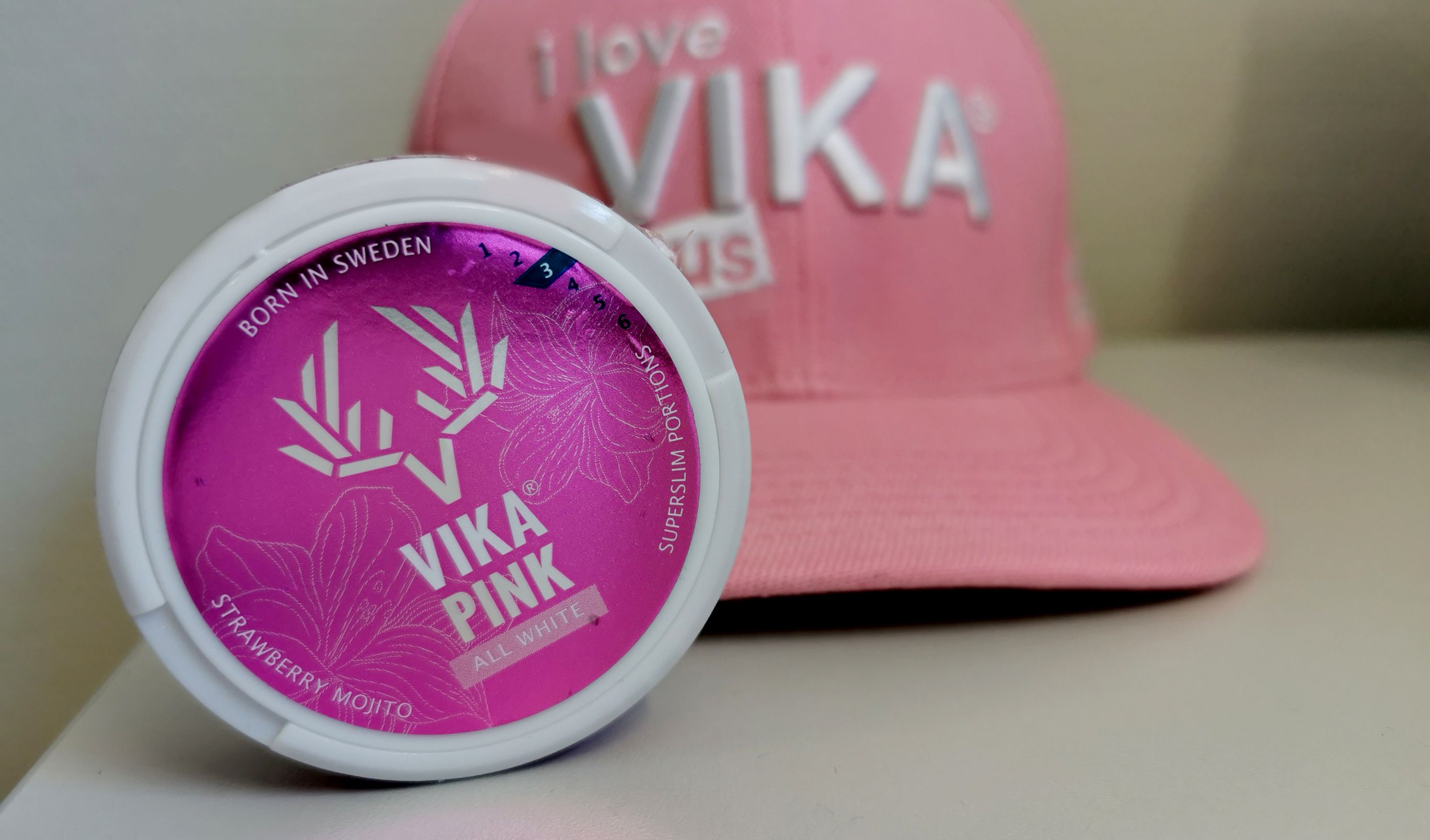 REVIEW - VIKA Pink